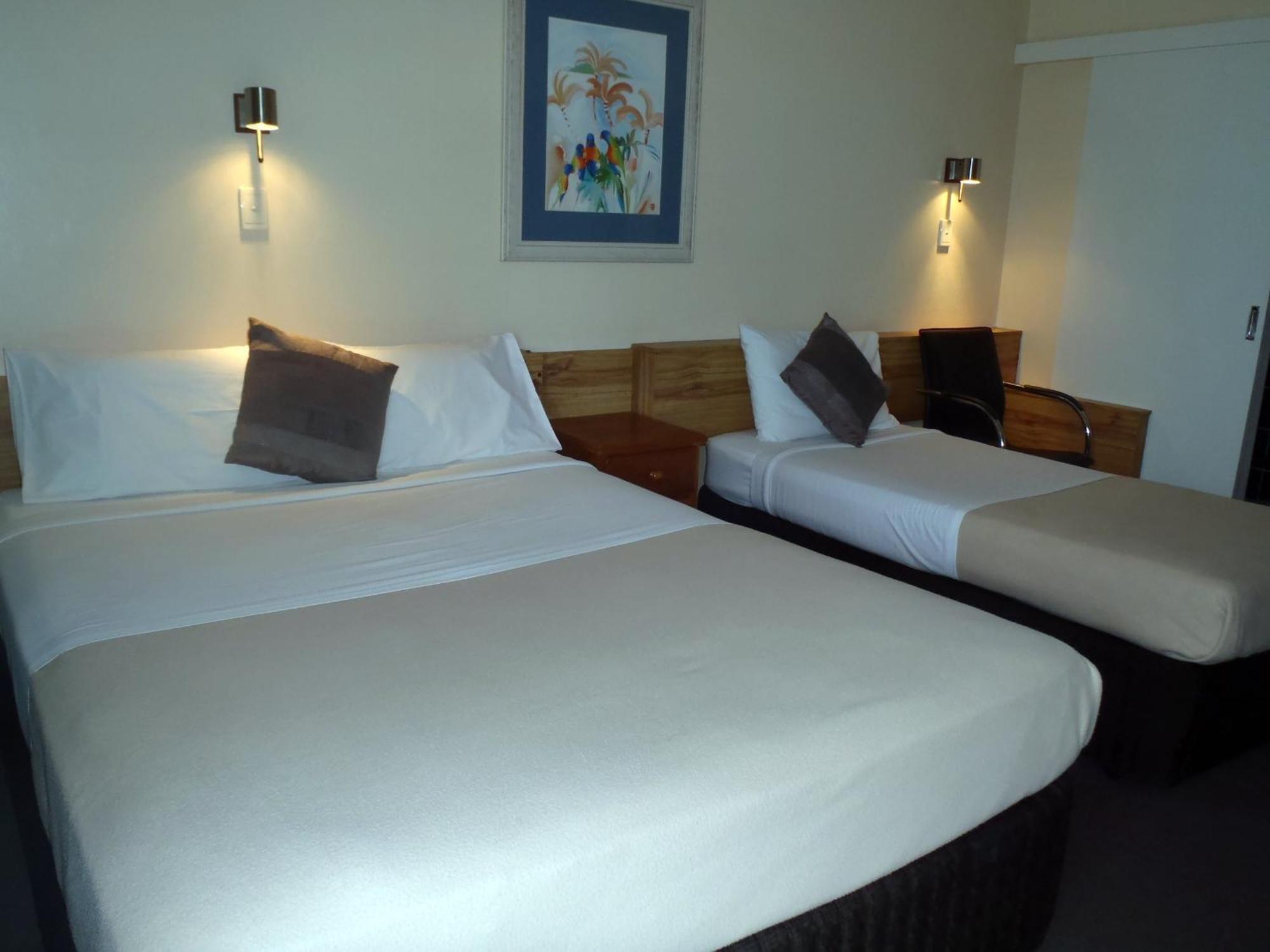 Moondarra Motel Innisfail Buitenkant foto