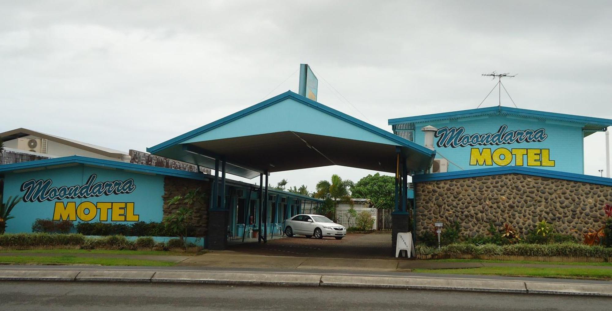 Moondarra Motel Innisfail Buitenkant foto