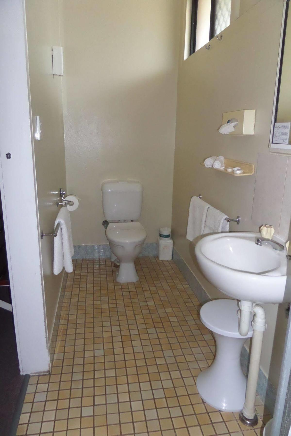 Moondarra Motel Innisfail Buitenkant foto